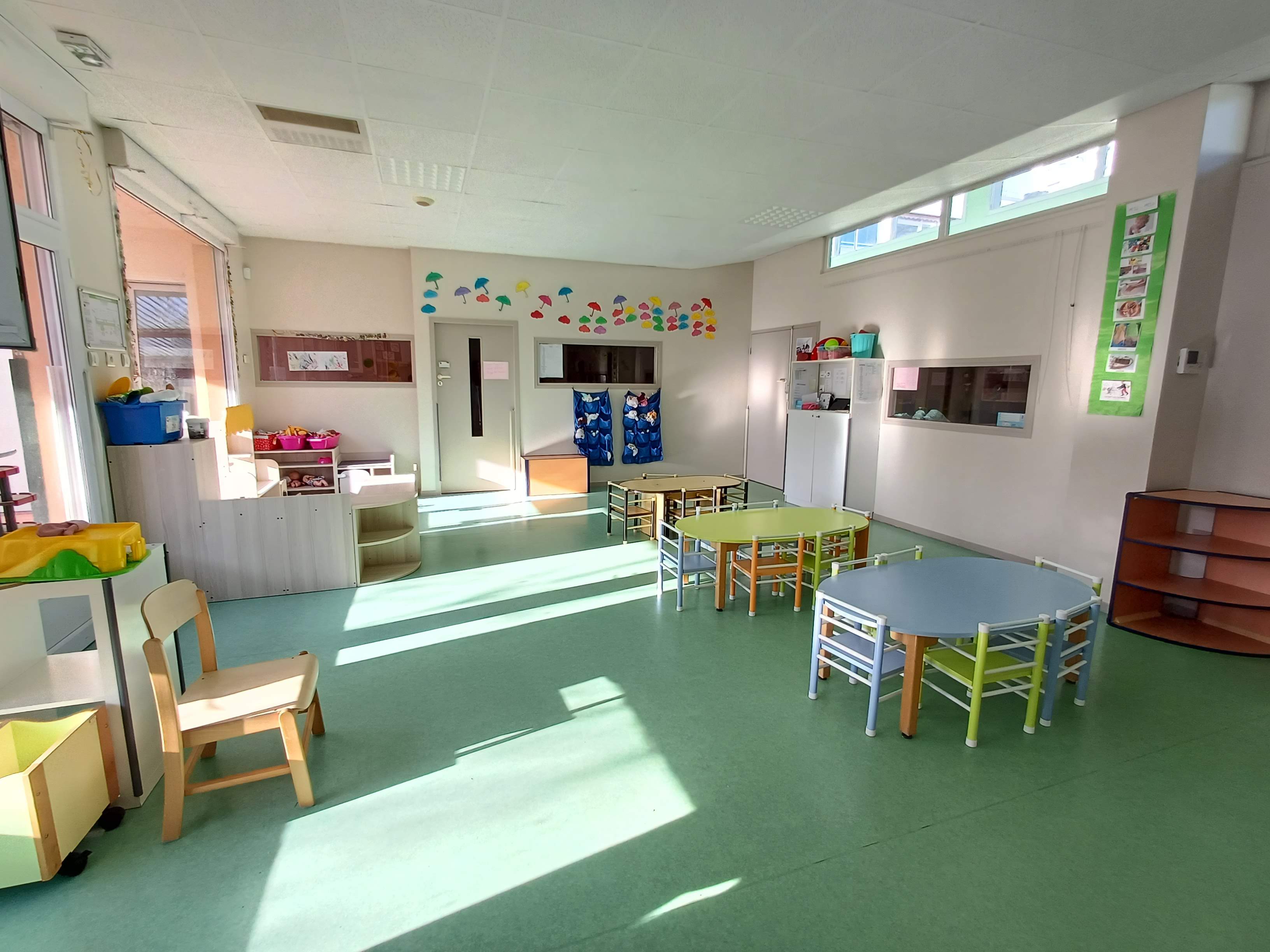 Salle de jeux crèche jardin d'eveil