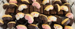 Un après-midi gourmand et festif à l’EHPAD ! 🍩🎶