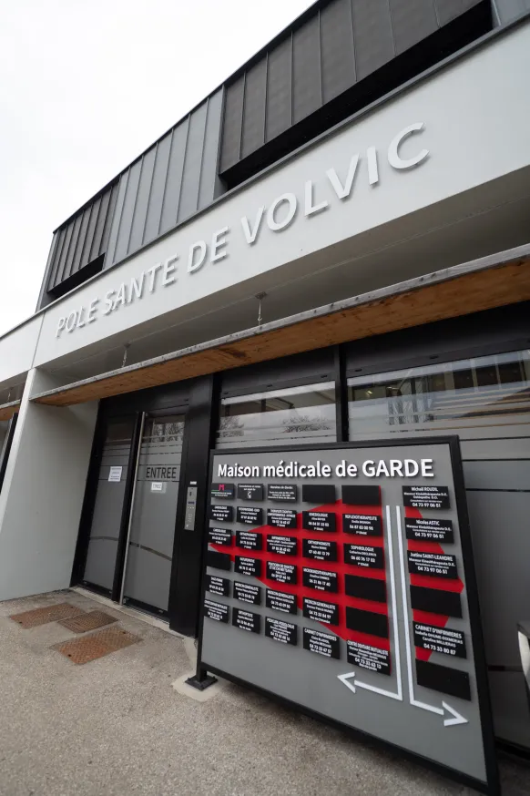 Galerie image 15 sur 43 [CENTRE DENTAIRE MUTUALISTE AÉSIO SANTÉ - VOLVIC]