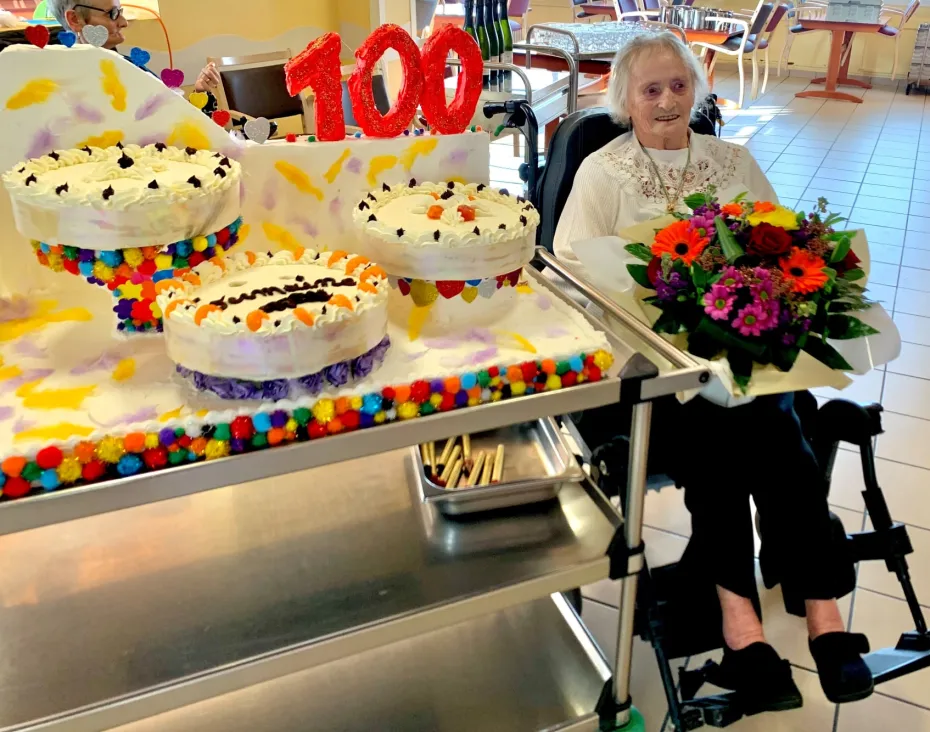 100 ans de Mme SEMPERBONI 